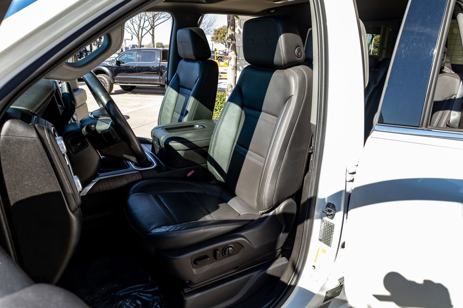 Used 2021 GMC Sierra 2500 Denali w/ Denali Ultimate Package image 30