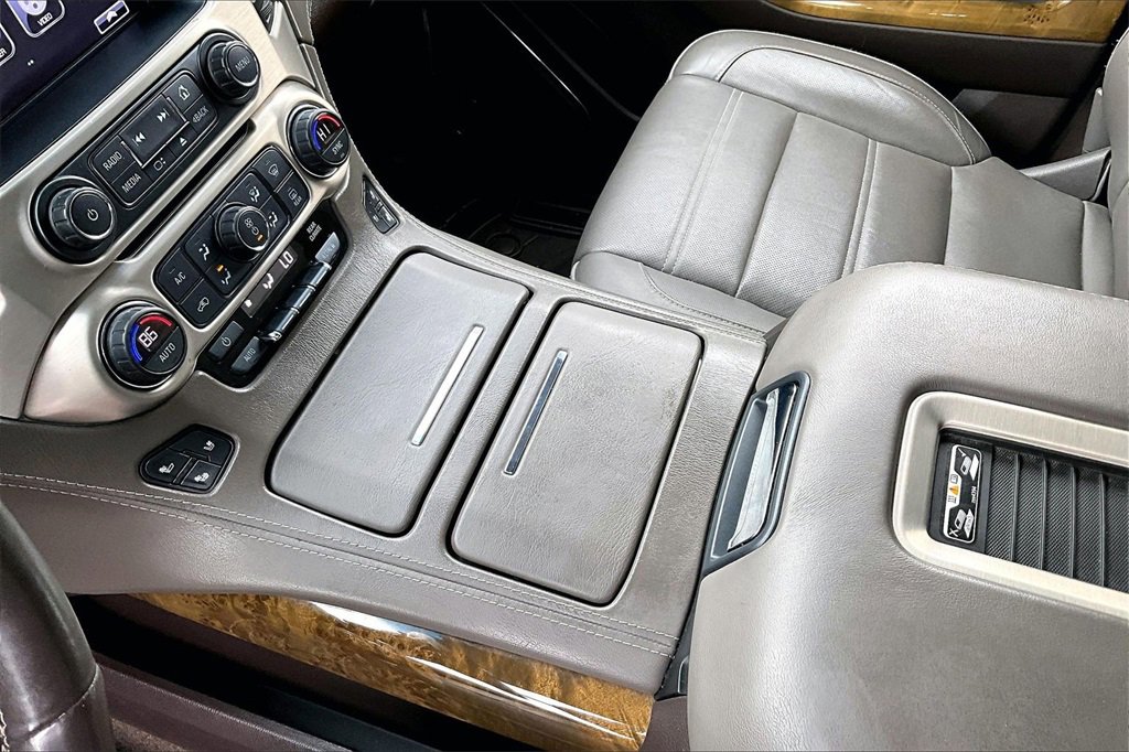 Used 2017 GMC Yukon Denali w/ Open Road Package image 18