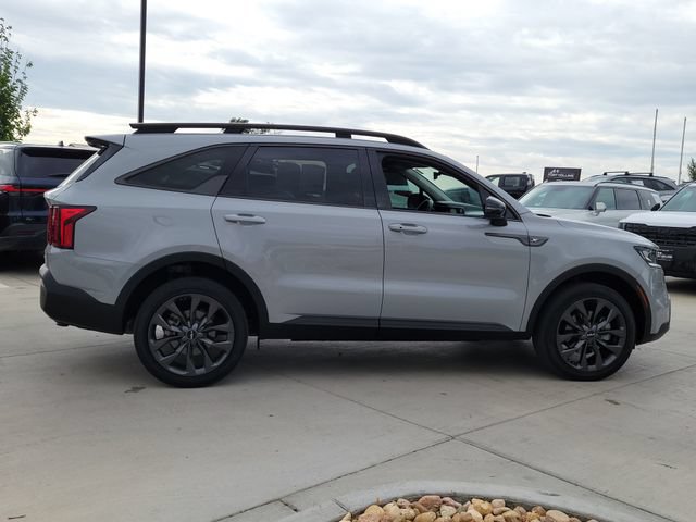 Certified 2023 Kia Sorento X-Line EX AWD/4WD image 6