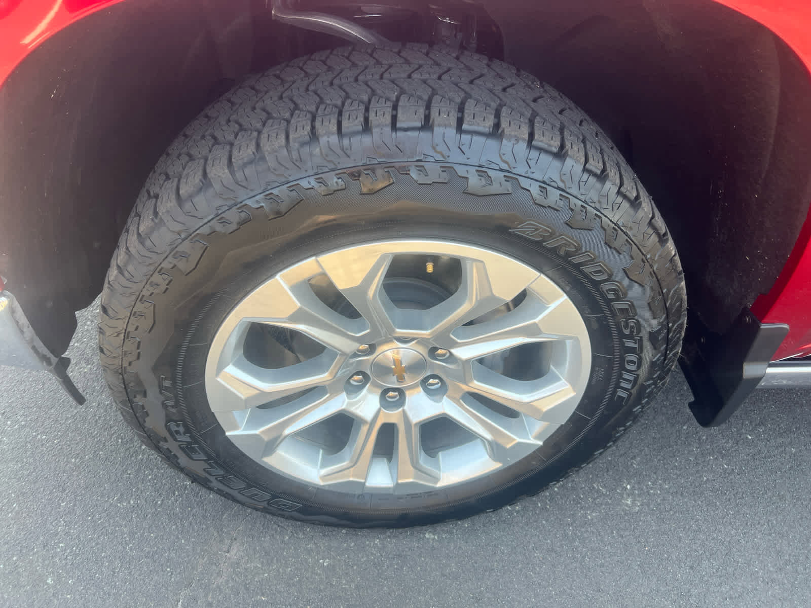 Used 2024 Chevrolet Silverado 1500 LTZ w/ LTZ Premium Package image 6