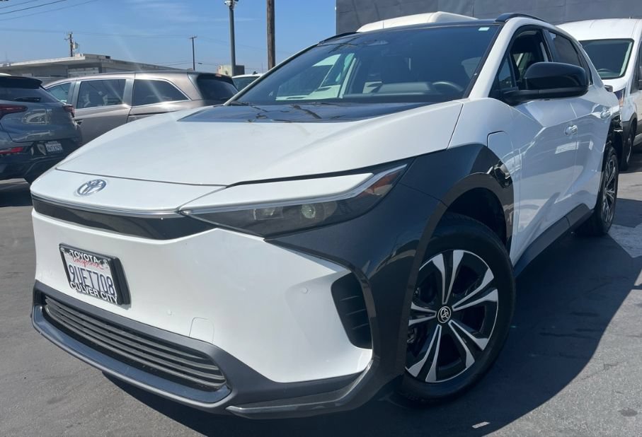 Used 2025 Toyota bZ4X FWD w/ Weather Package