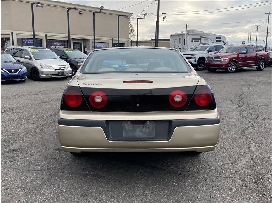 Used 2005 Chevrolet Impala Sedan w/ Police Pkg FWD image 6