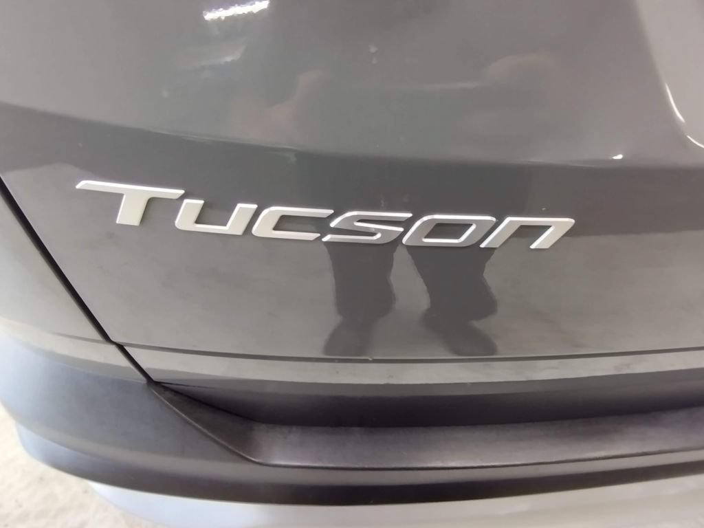 Certified 2025 Hyundai Tucson SEL AWD/4WD image 16