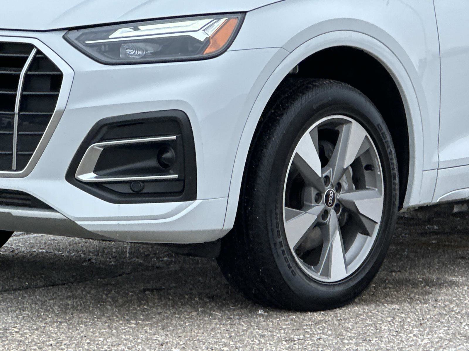 Used 2023 Audi Q5 2.0T Premium w/ Convenience Package AWD/4WD image 7