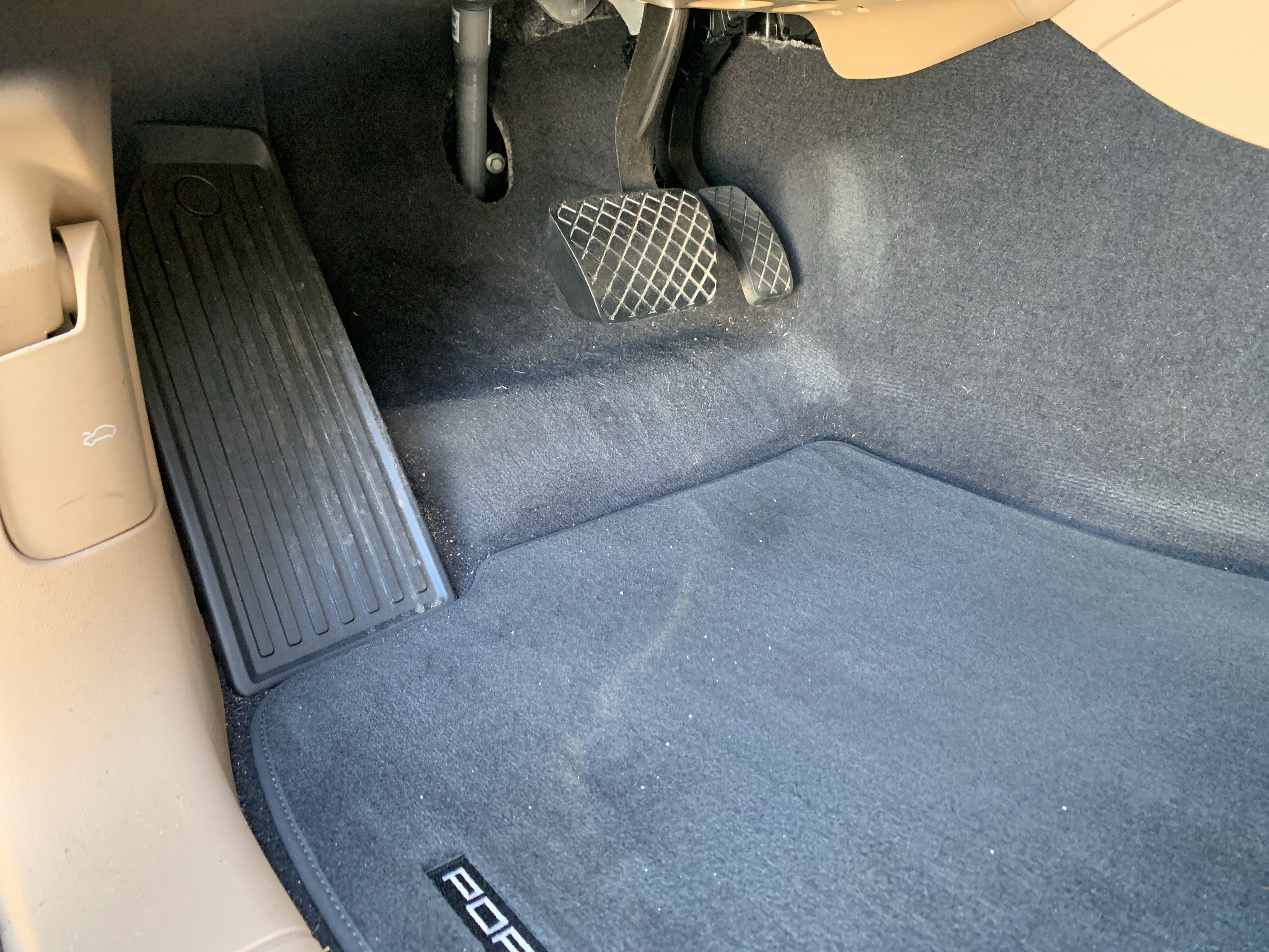 Used 2020 Porsche Cayenne image 17