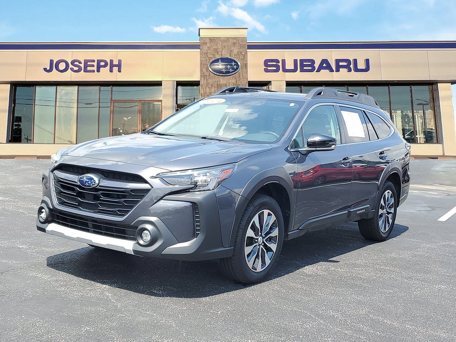 Used 2024 Subaru Outback Limited AWD/4WD image 1