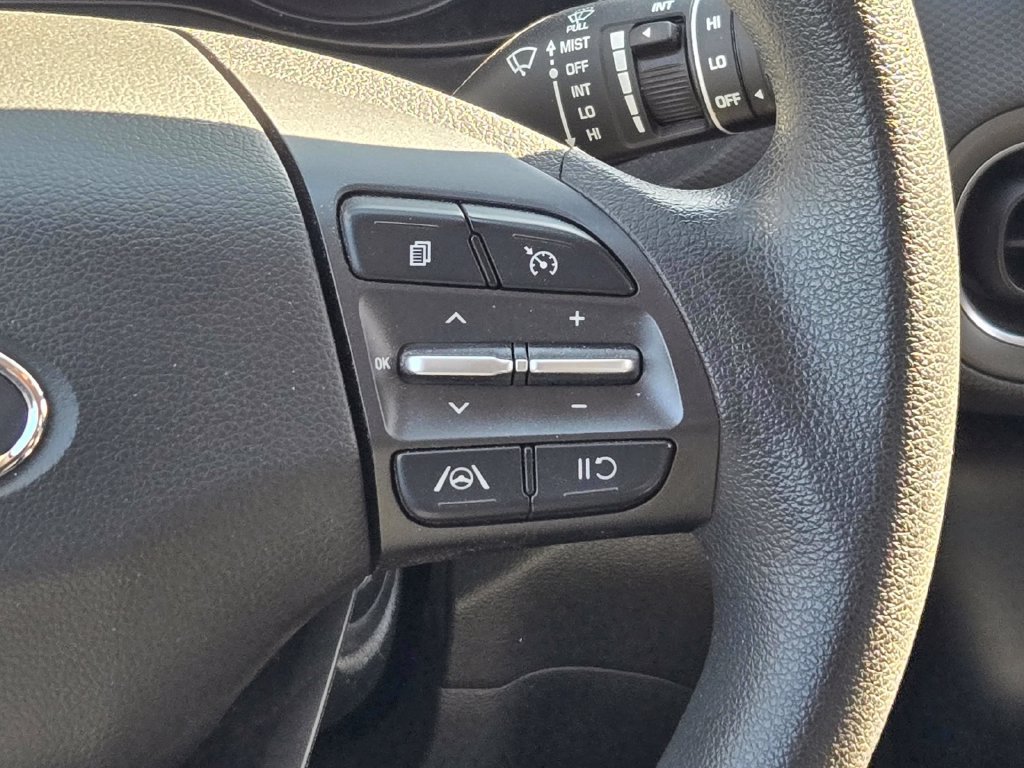 Used 2022 Hyundai Kona SE FWD image 48