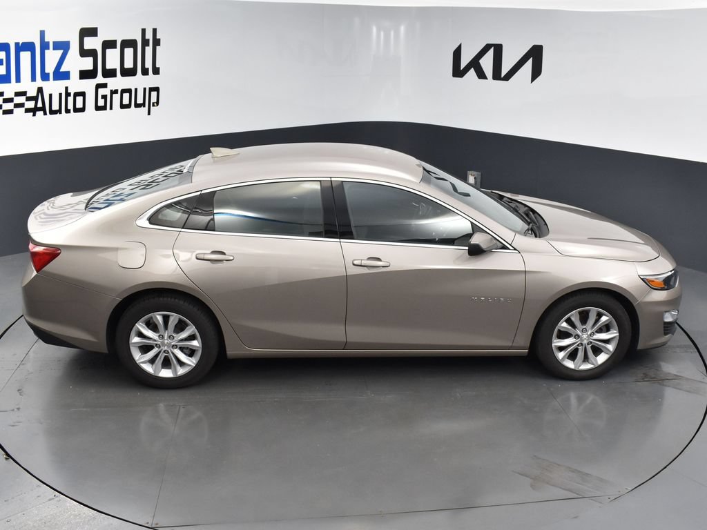 Used 2023 Chevrolet Malibu LT FWD image 14