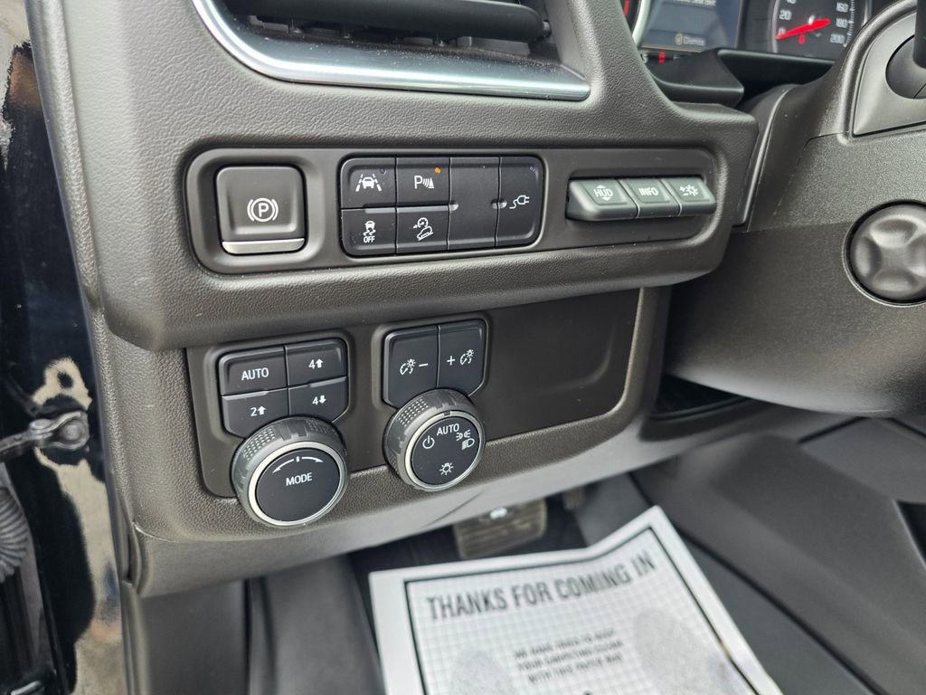 Used 2021 Chevrolet Suburban High Country image 27