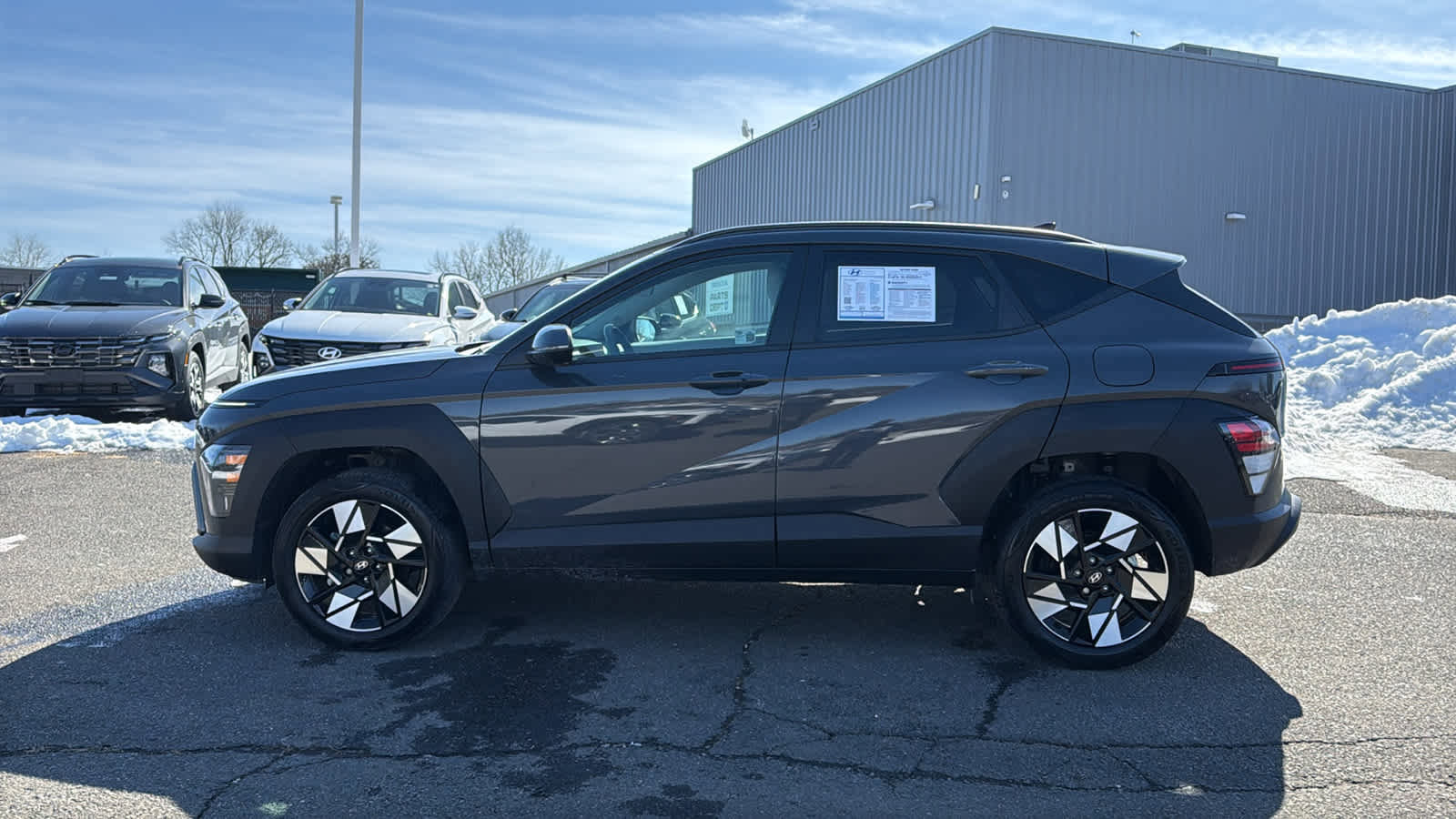 Used 2024 Hyundai Kona SEL image 4