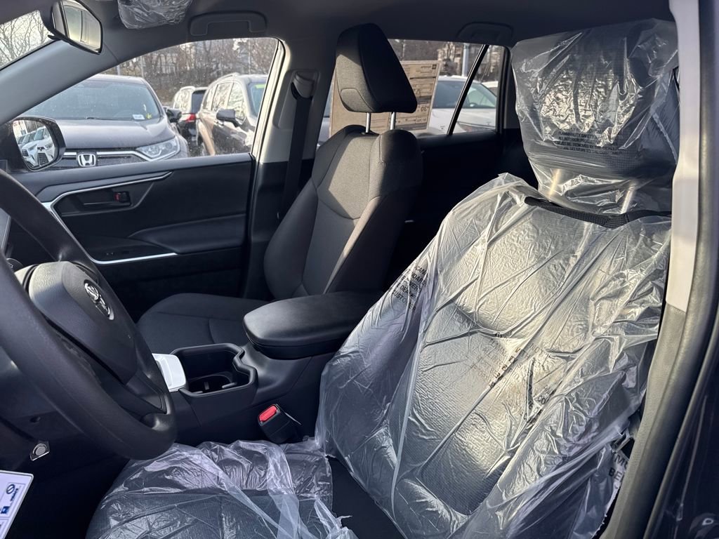 New 2025 Toyota RAV4 LE image 17