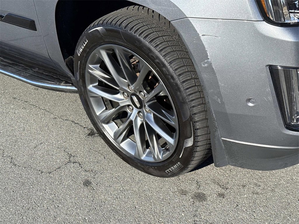 Used 2020 Cadillac Escalade ESV Luxury w/ Escalade Sport Edition image 9