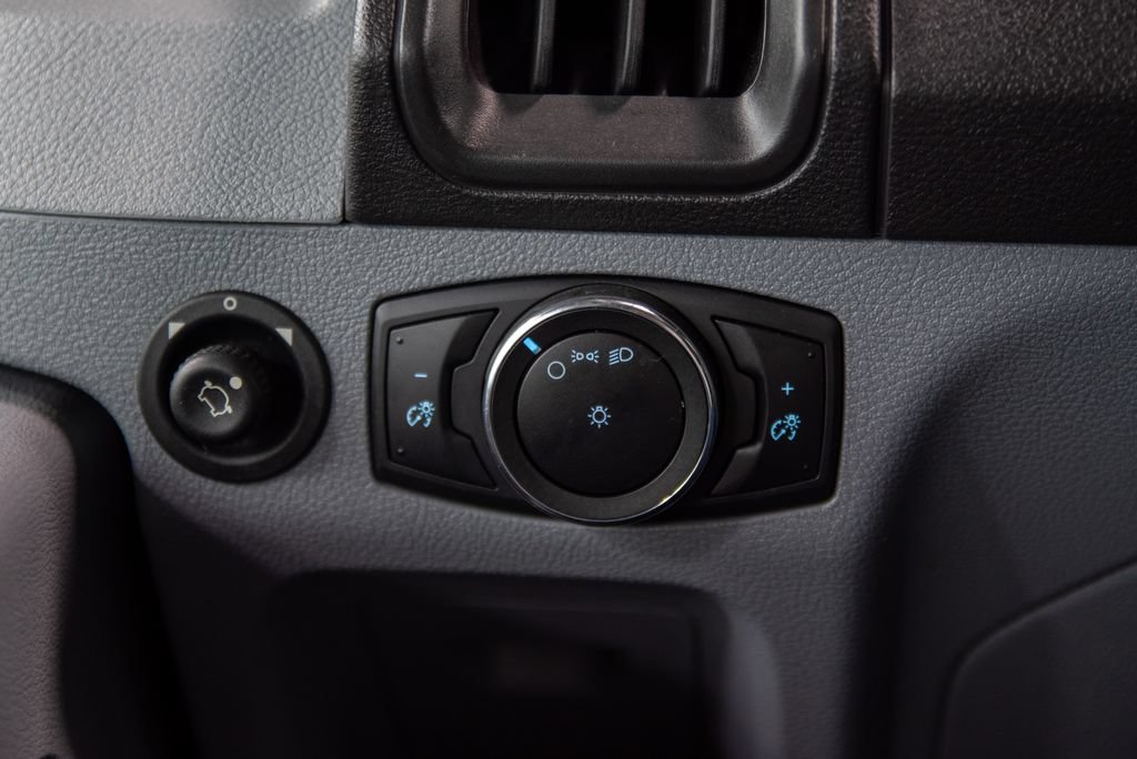 Used 2016 Ford Transit 150 XL RWD image 15
