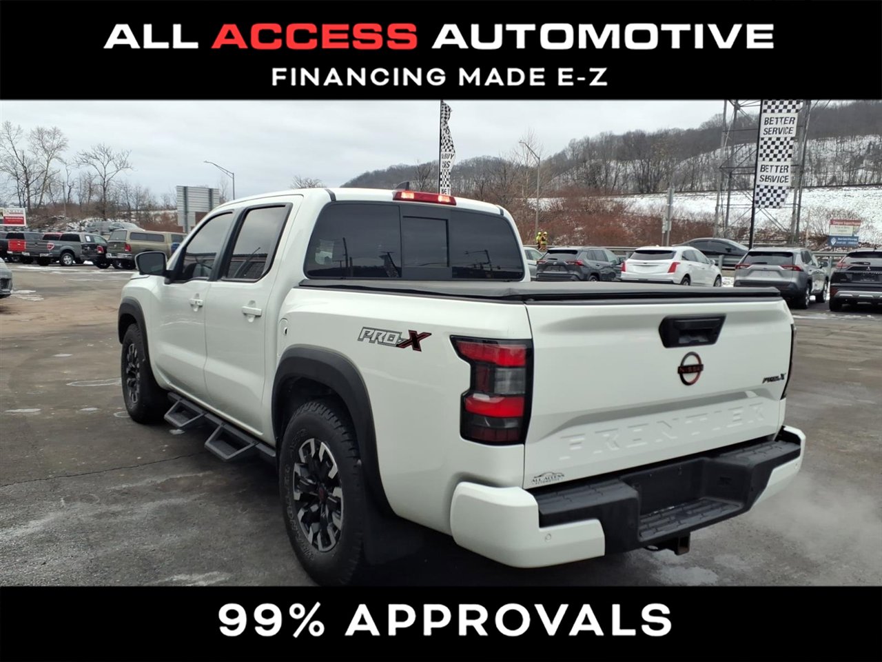 Used 2022 Nissan Frontier Pro-X image 3