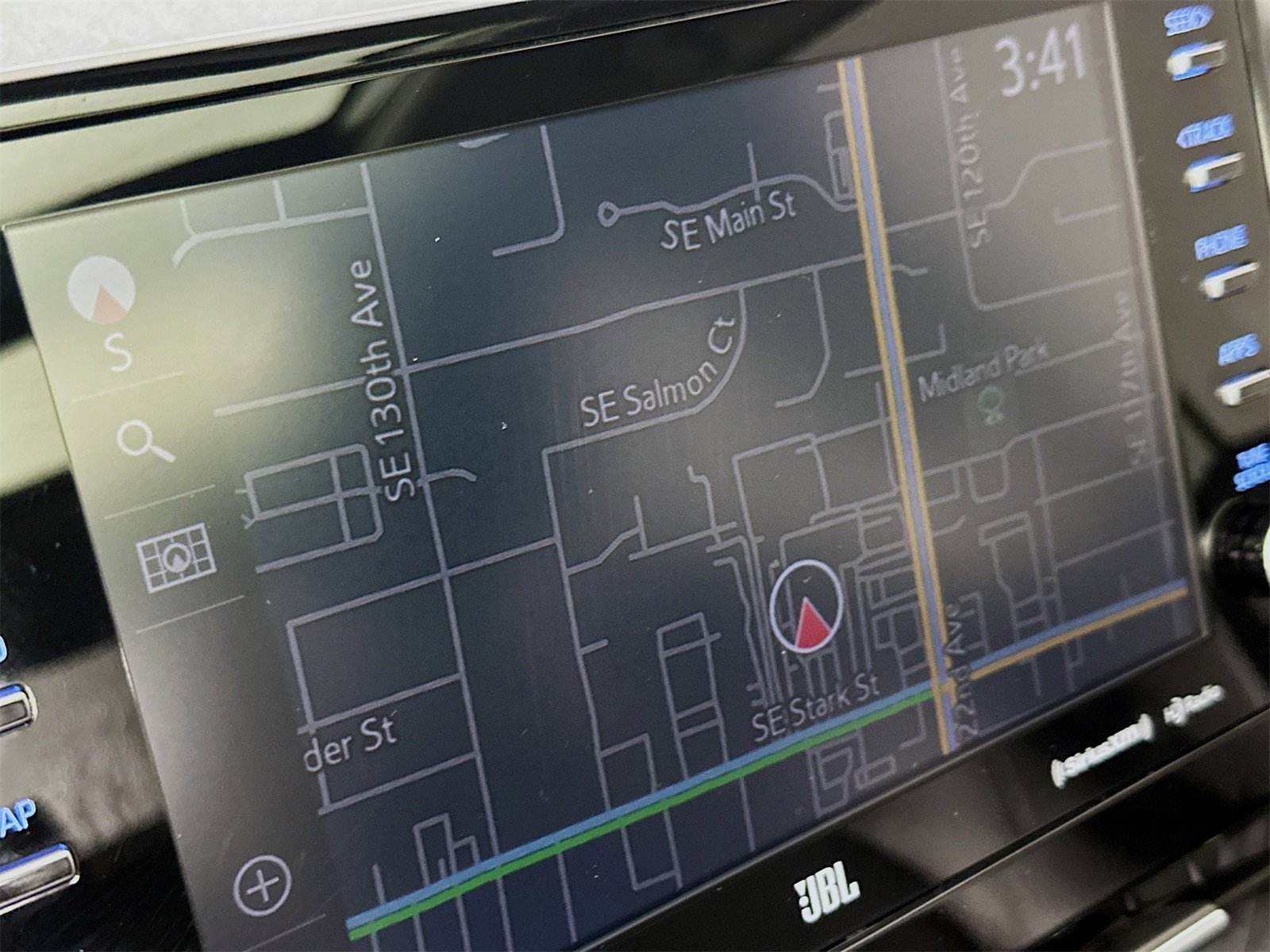 Used 2024 Toyota Camry XSE w/ Navigation Package image 13