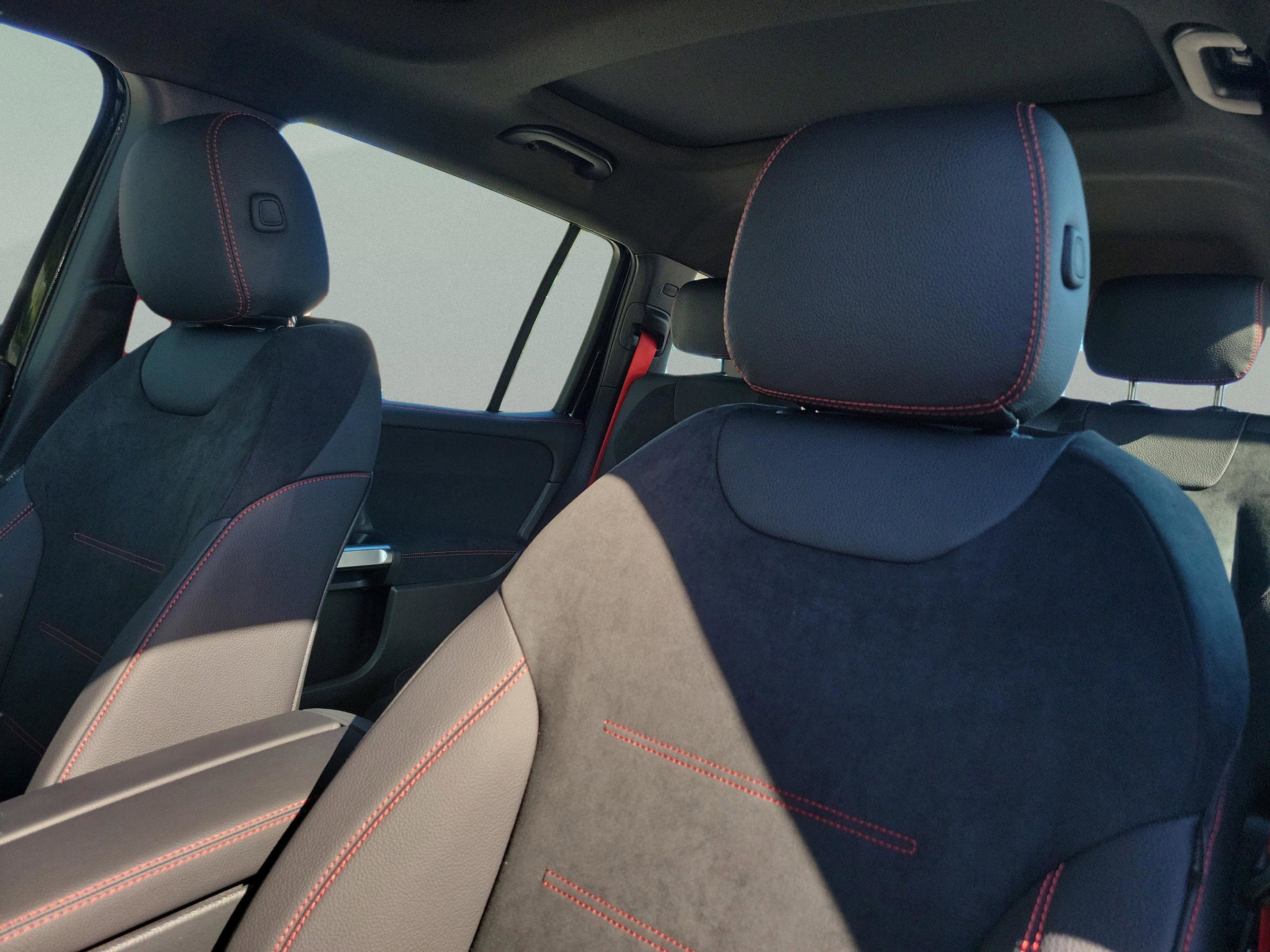 Certified 2026 Mercedes-Benz GLB 35 AMG 4MATIC image 17