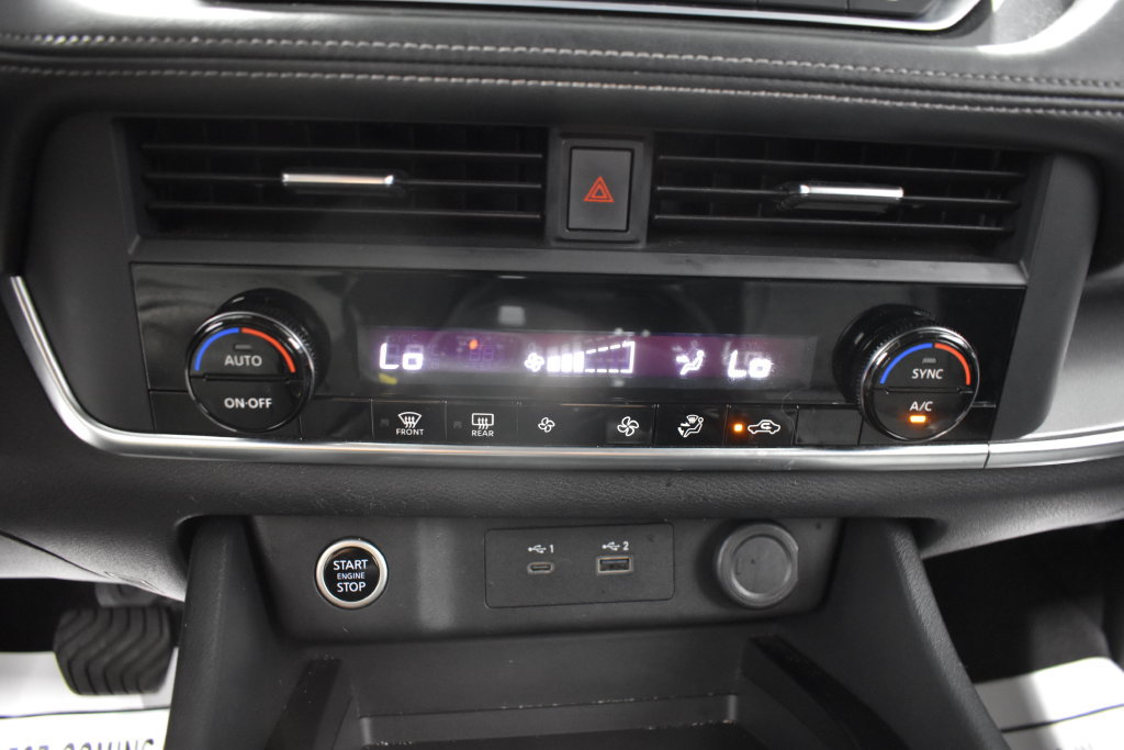 Used 2023 Nissan Rogue SV FWD image 20