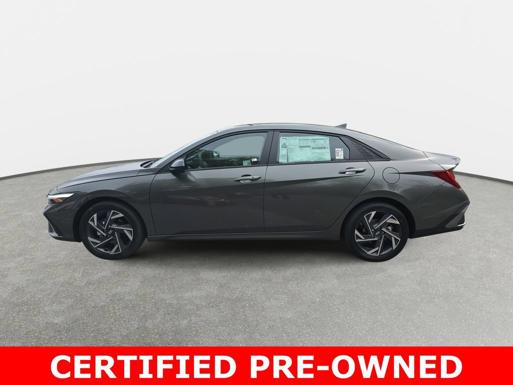 Certified 2025 Hyundai Elantra SEL FWD image 8
