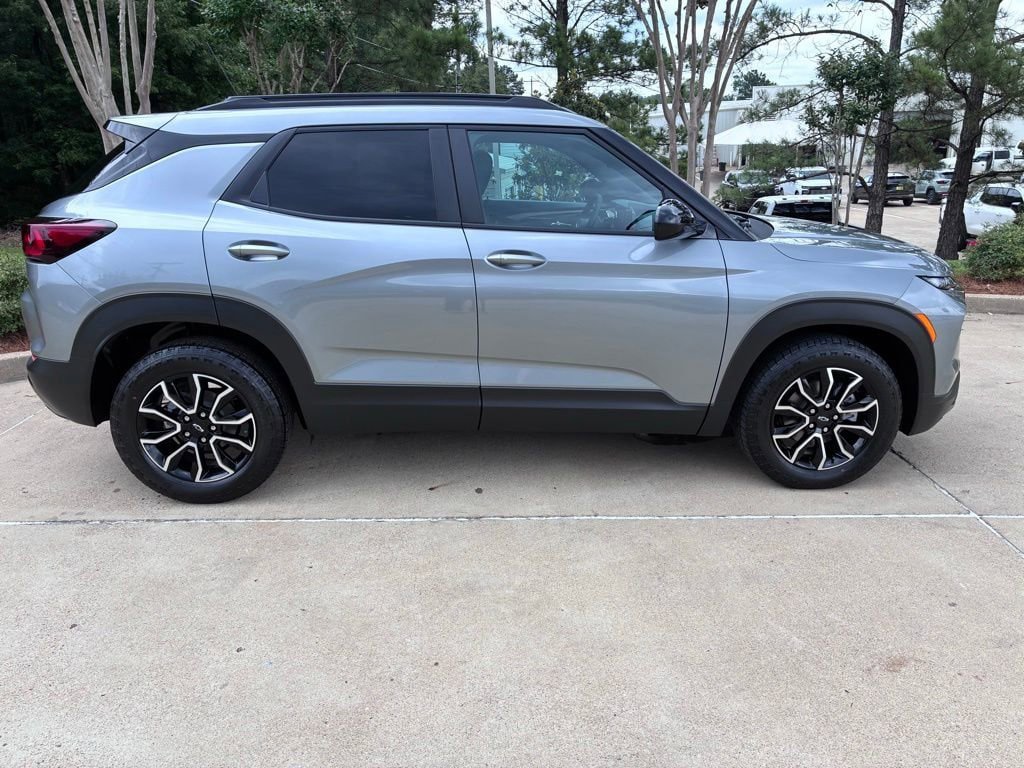 New 2026 Chevrolet TrailBlazer ACTIV w/ Driver Confidence Package FWD image 5