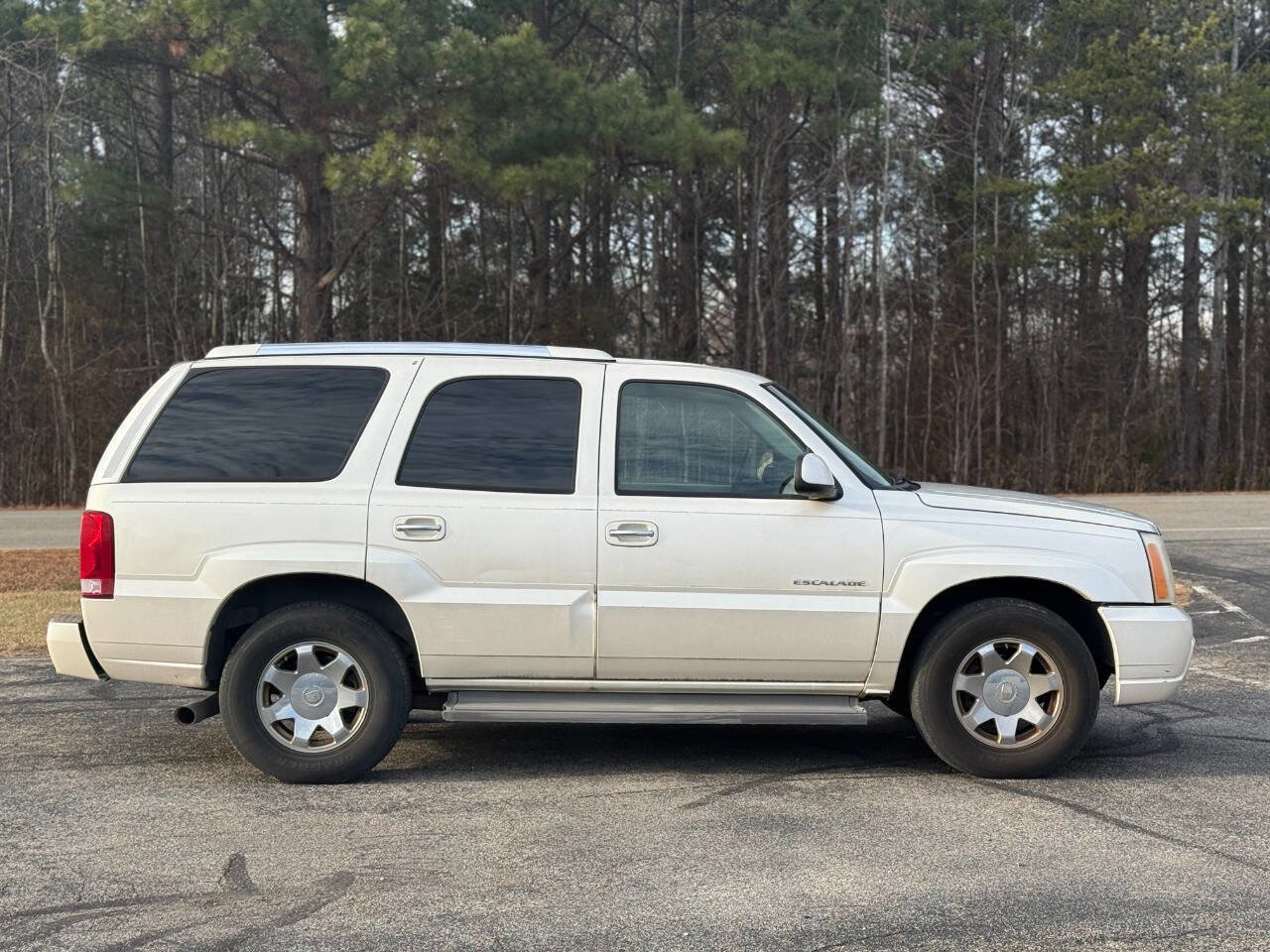 Used 2006 Cadillac Escalade 2WD image 3