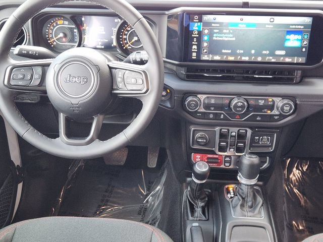 Used 2026 Jeep Wrangler Unlimited Rubicon AWD/4WD image 28