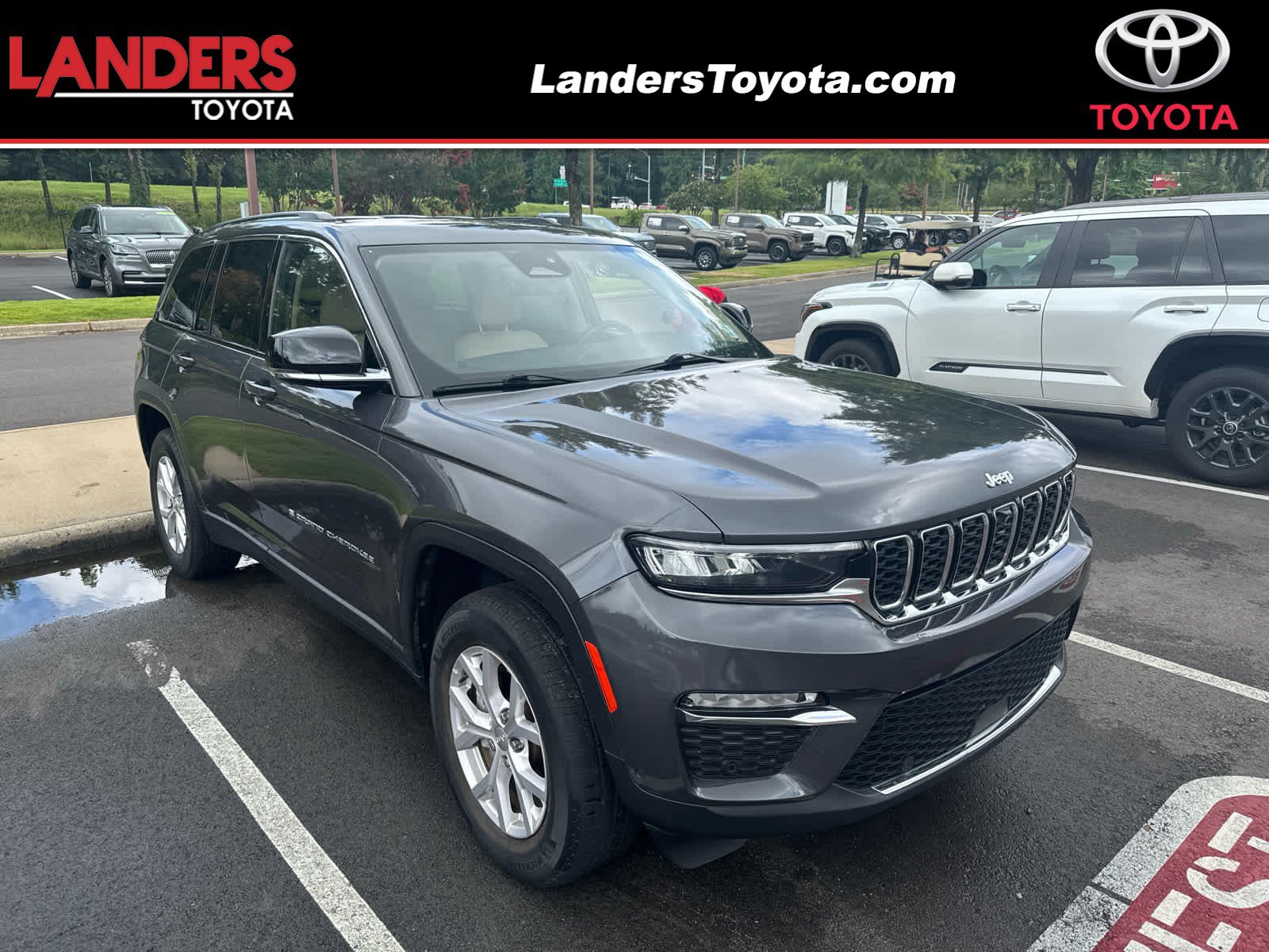 Used 2022 Jeep Grand Cherokee Limited w/ Luxury Tech Group II RWD image 1