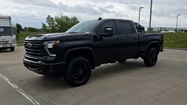 New 2026 Chevrolet Silverado 2500 LT w/ Trail Boss Package AWD/4WD image 4