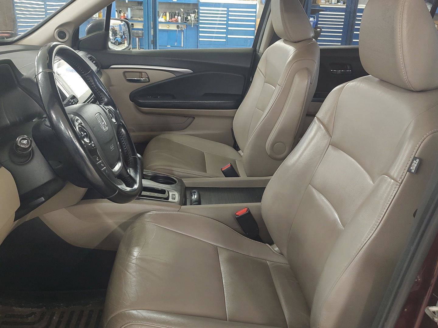 Used 2016 Honda Pilot EX-L image 2