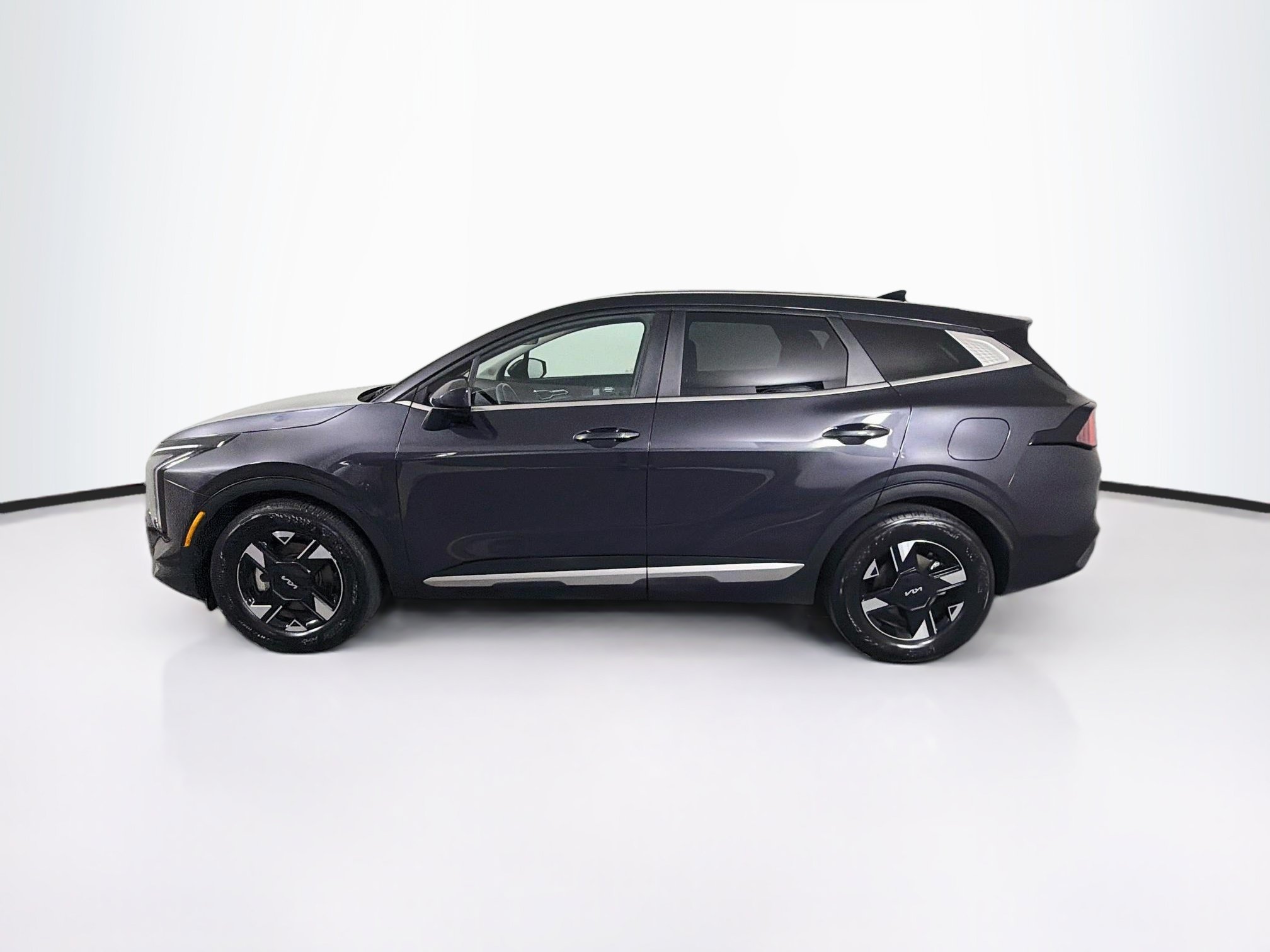 Used 2026 Kia Sportage LX FWD image 4