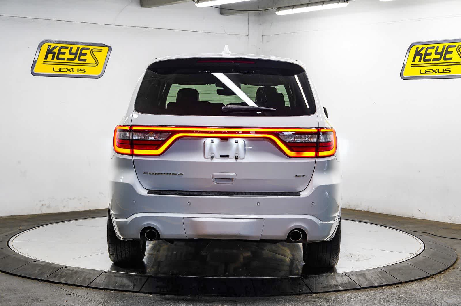 Used 2022 Dodge Durango GT RWD image 2