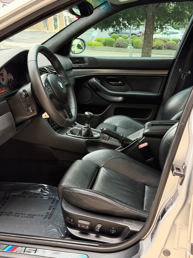 Used 2002 BMW M5 RWD image 27