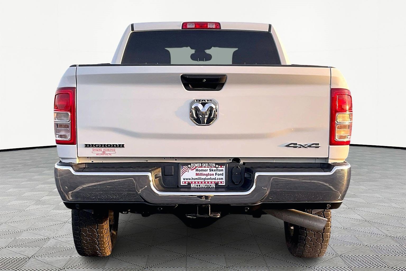 Used 2024 RAM 2500 Big Horn w/ Off Road Package image 4