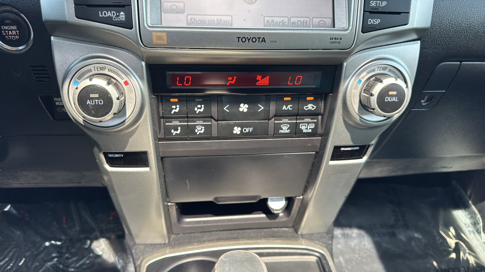 Used 2010 Toyota 4Runner Limited w/ Convenience Pkg RWD image 27