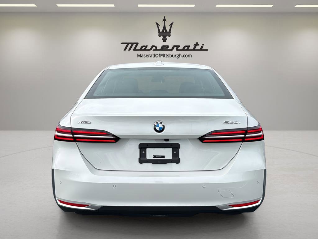 Used 2026 BMW 530i xDrive w/ Premium Package AWD/4WD image 6