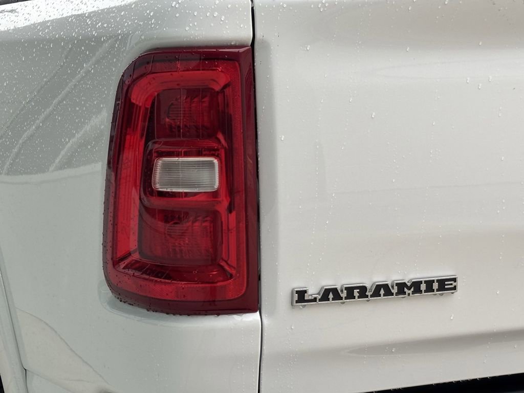 New 2026 RAM 1500 Laramie AWD/4WD image 6