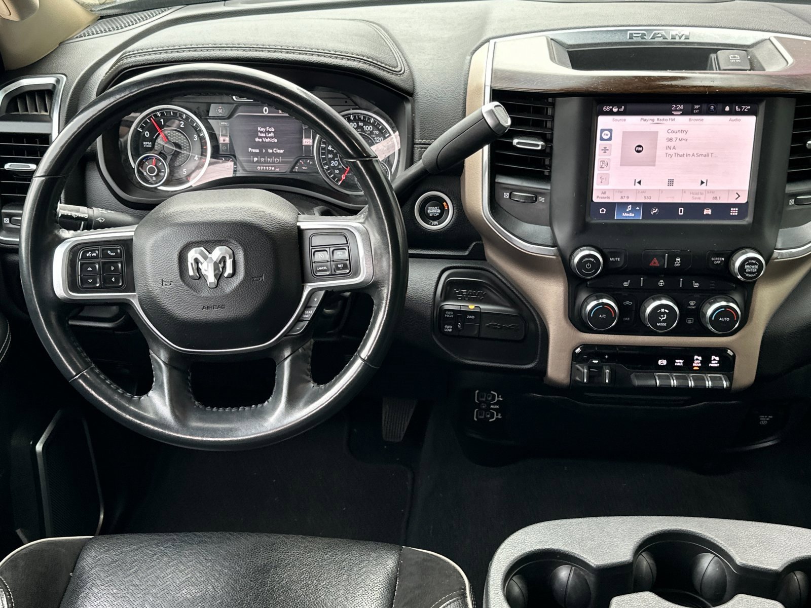 Used 2022 RAM 2500 Laramie image 13