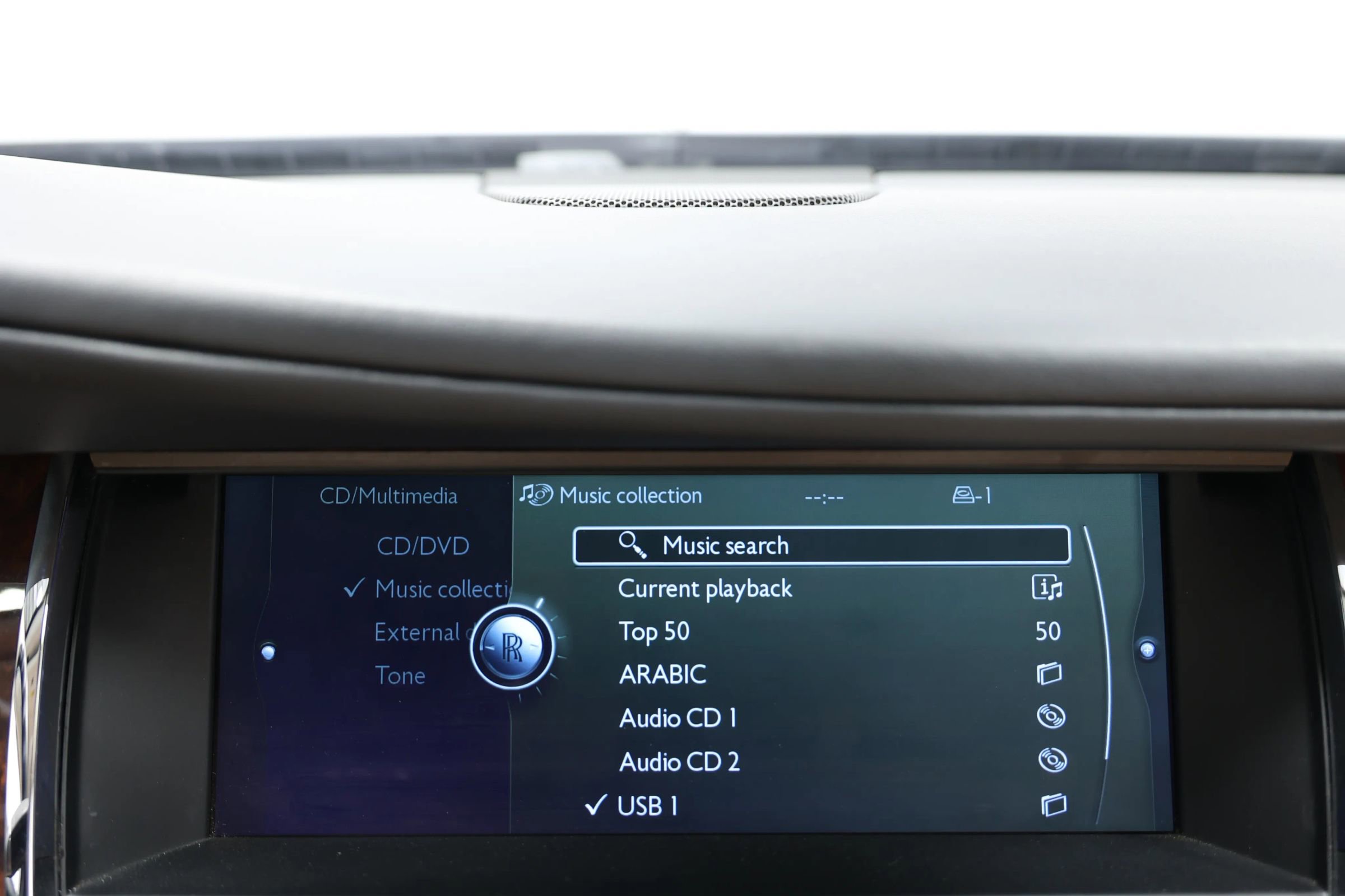 Used 2010 Rolls-Royce Ghost RWD image 34