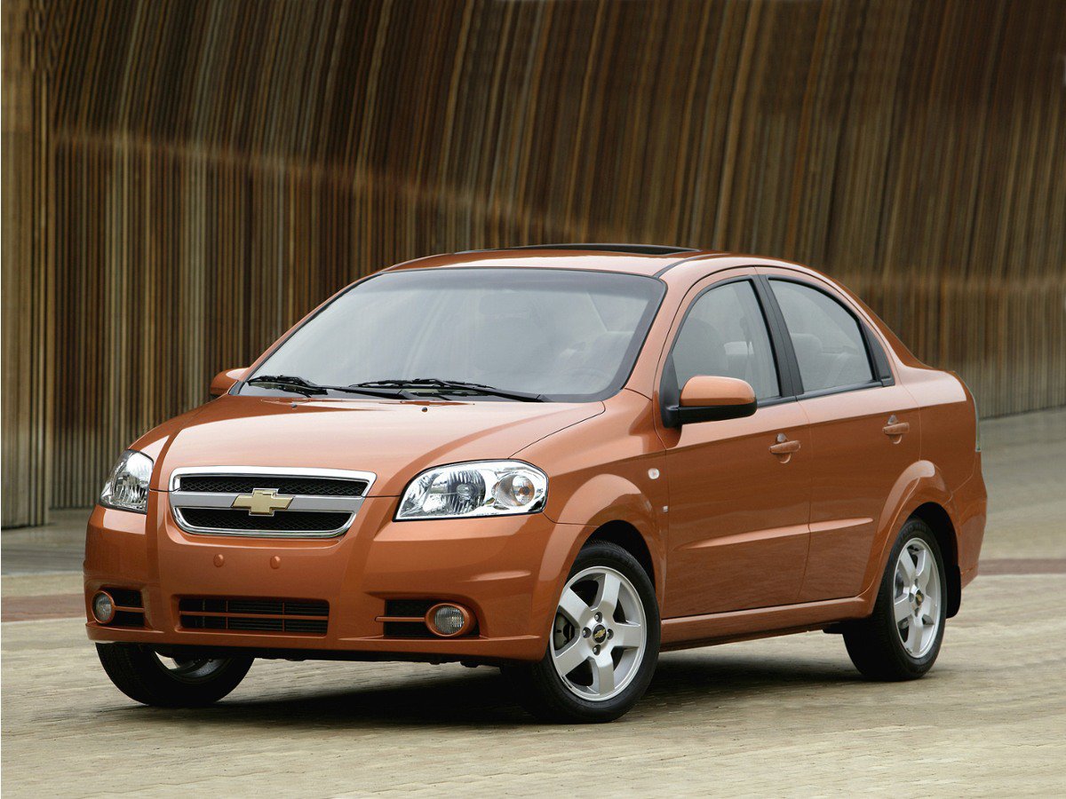 Used 2010 Chevrolet Aveo LT w/ Power and Convenience Package FWD image 1