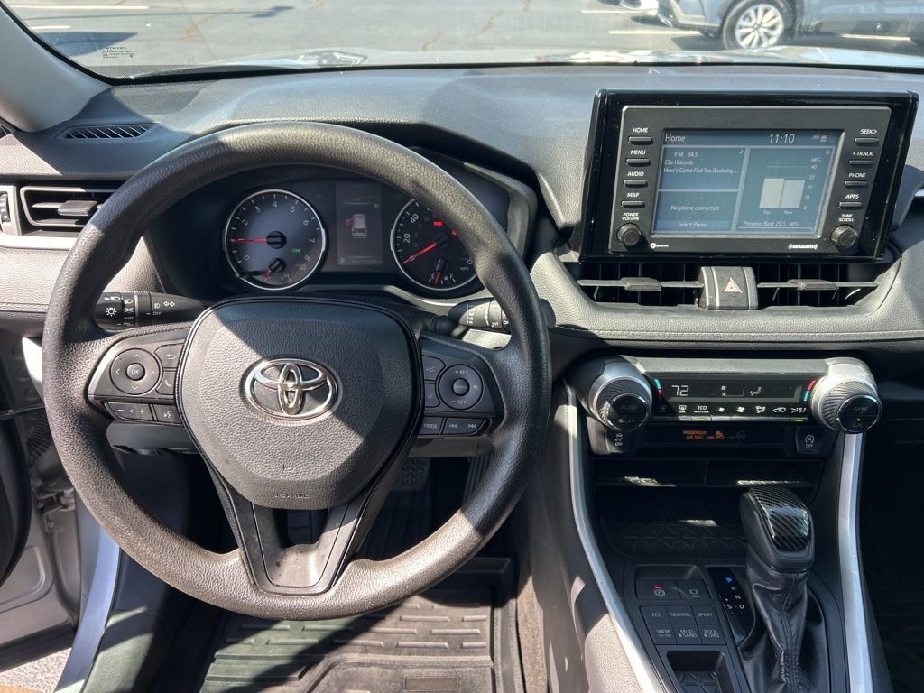 Used 2020 Toyota RAV4 XLE image 5