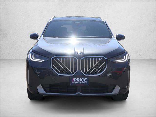 Used 2025 BMW X3 xDrive30i w/ Premium Package image 2