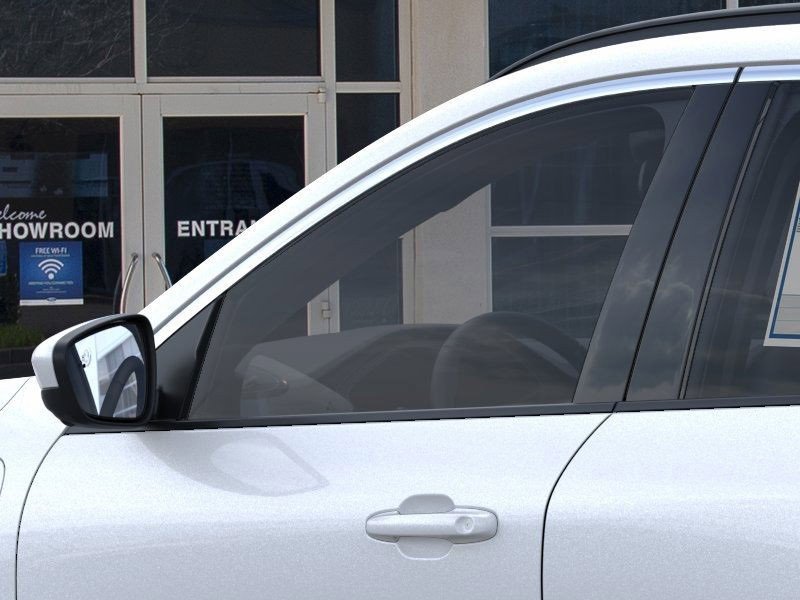 New 2025 Ford Escape SE image 21