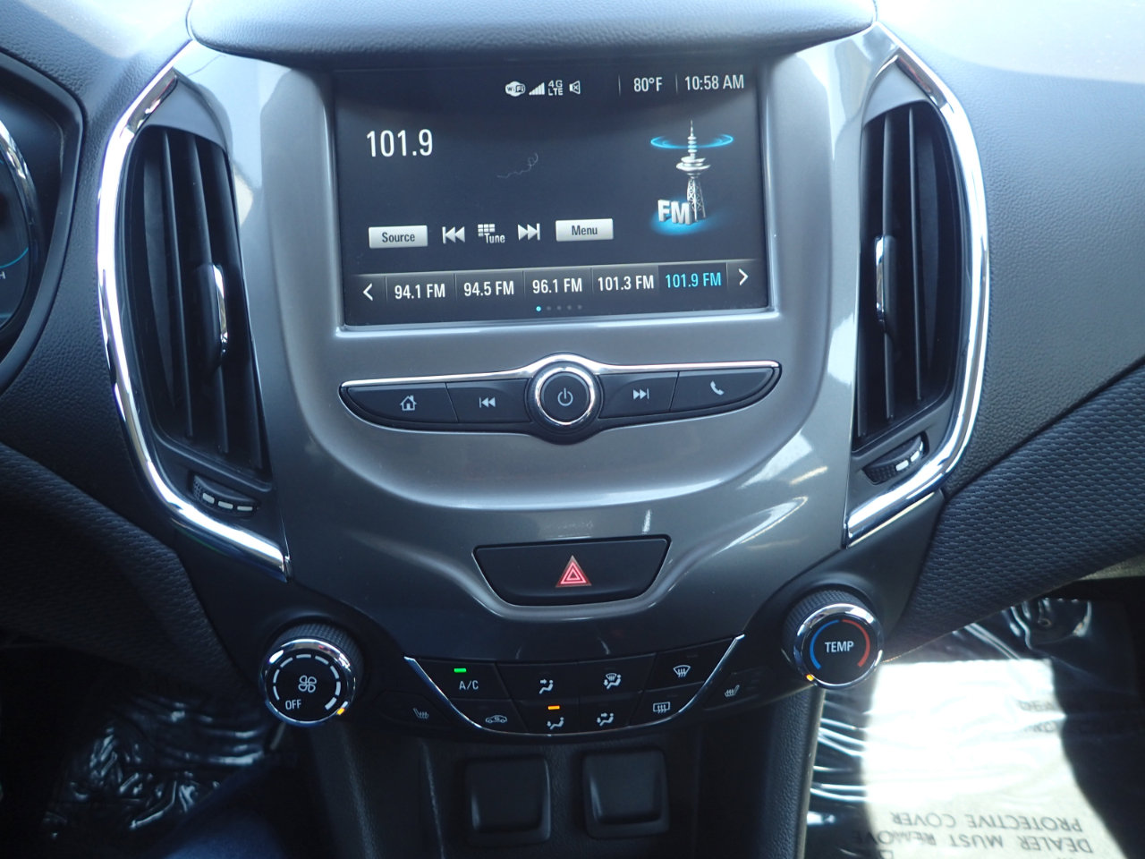 Used 2018 Chevrolet Cruze LT w/ LT Fleet Convenience Package image 17