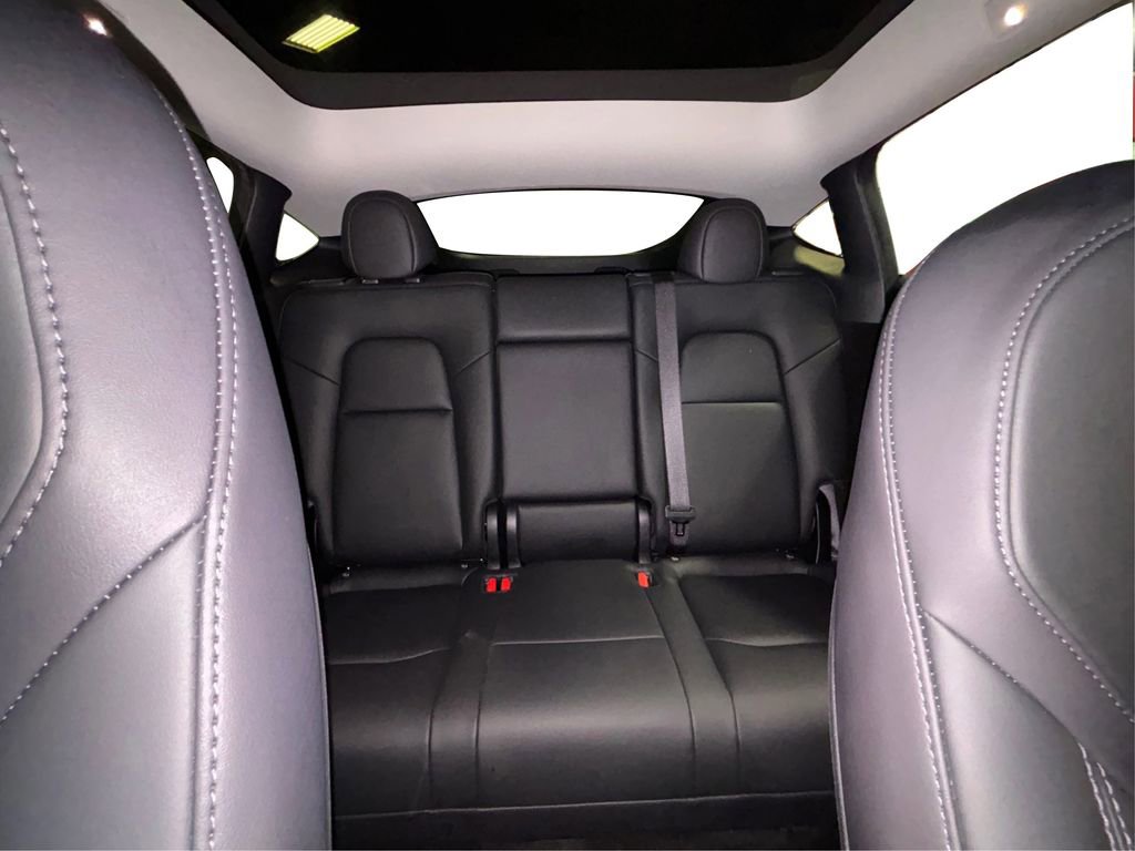 Used 2024 Tesla Model Y Long Range image 22
