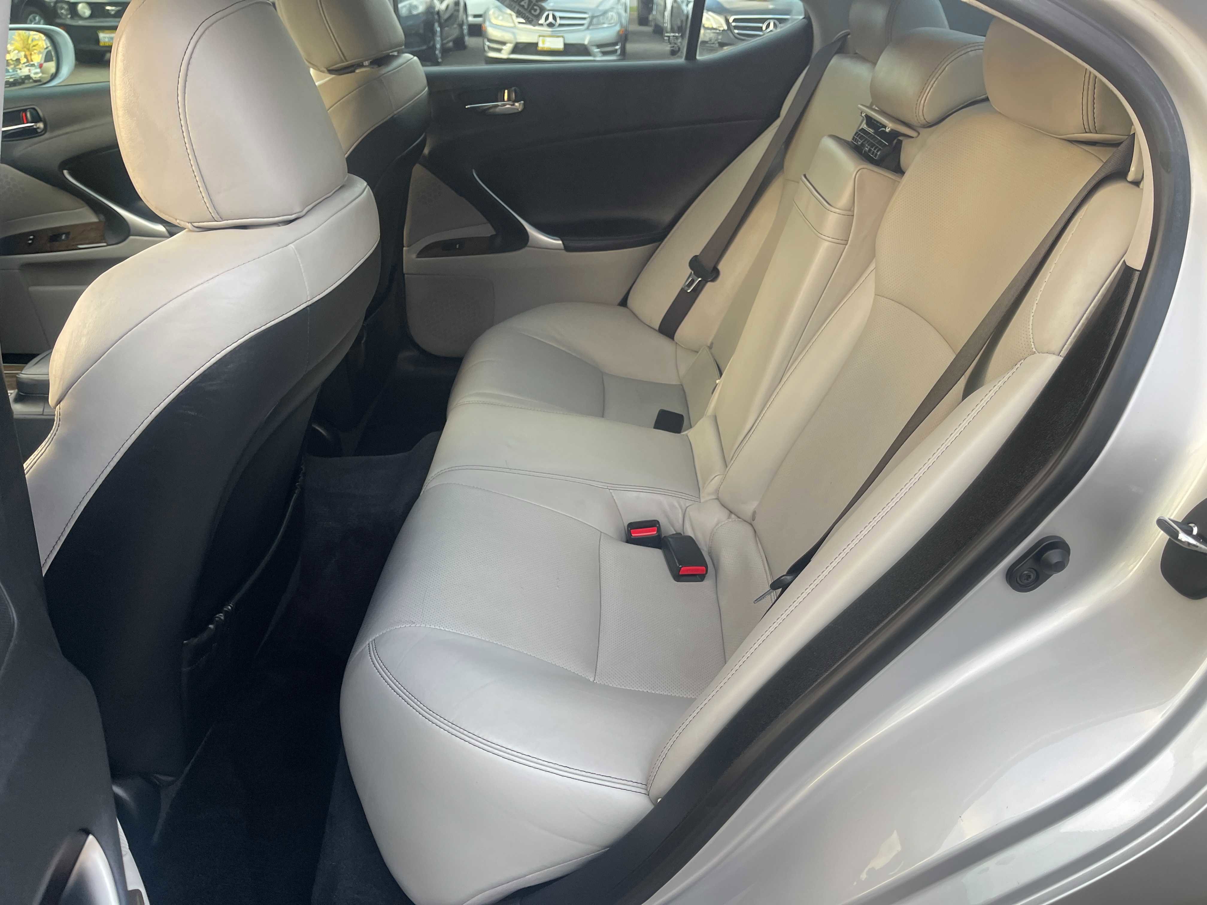 Used 2009 Lexus IS 250 image 11