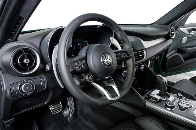 New 2025 Alfa Romeo Giulia image 7