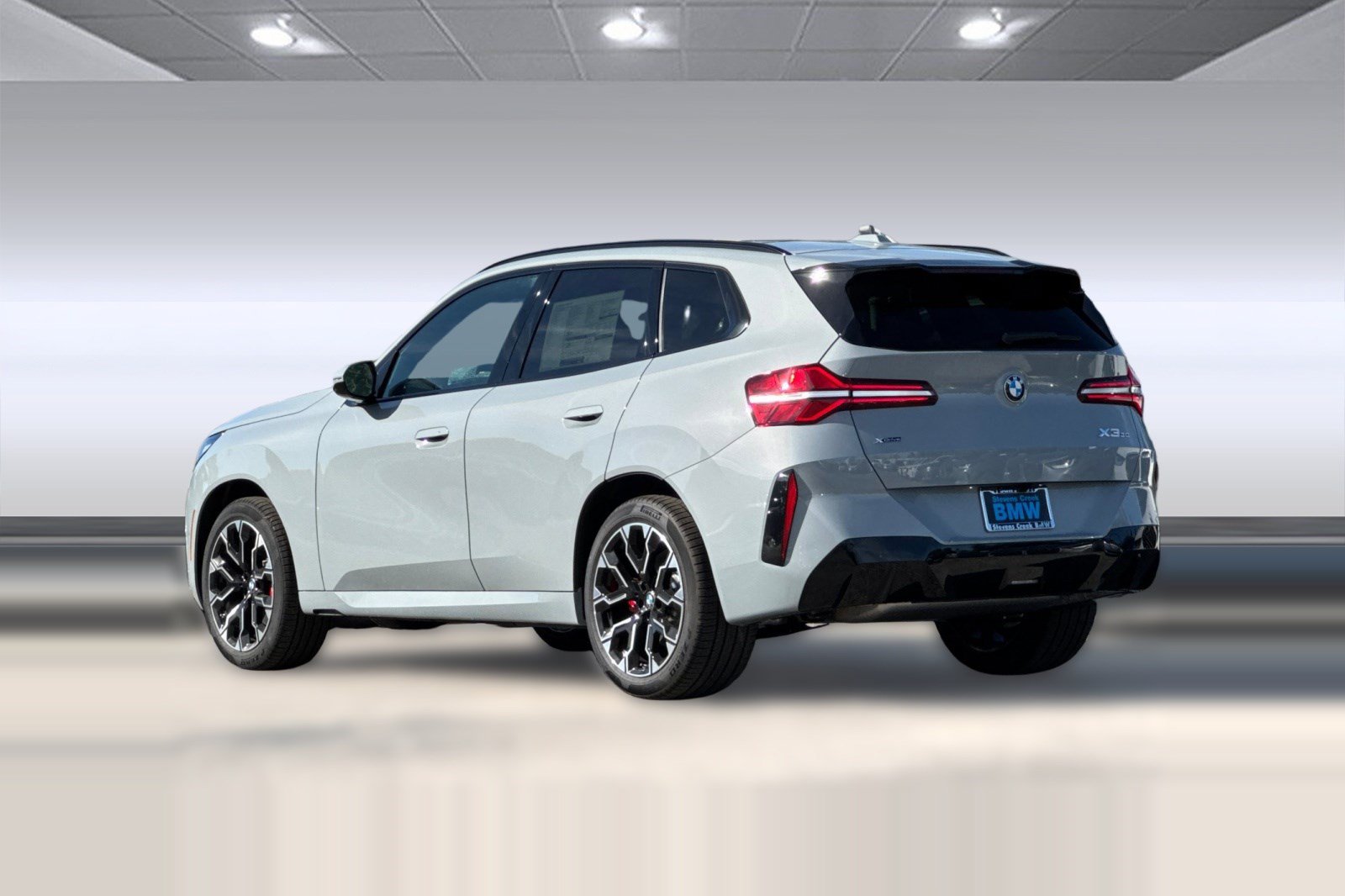 Used 2026 BMW X3 xDrive30i w/ Premium Package AWD/4WD image 3