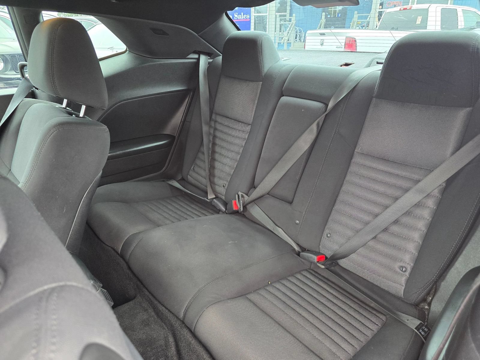 Used 2014 Dodge Challenger SXT RWD image 15