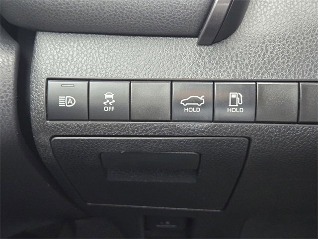 Certified 2019 Toyota Camry SE image 22