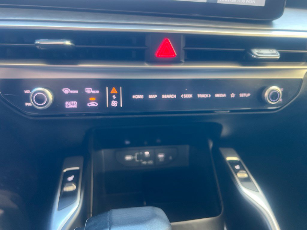 Certified 2024 Kia Sorento X-Line EX AWD/4WD image 52