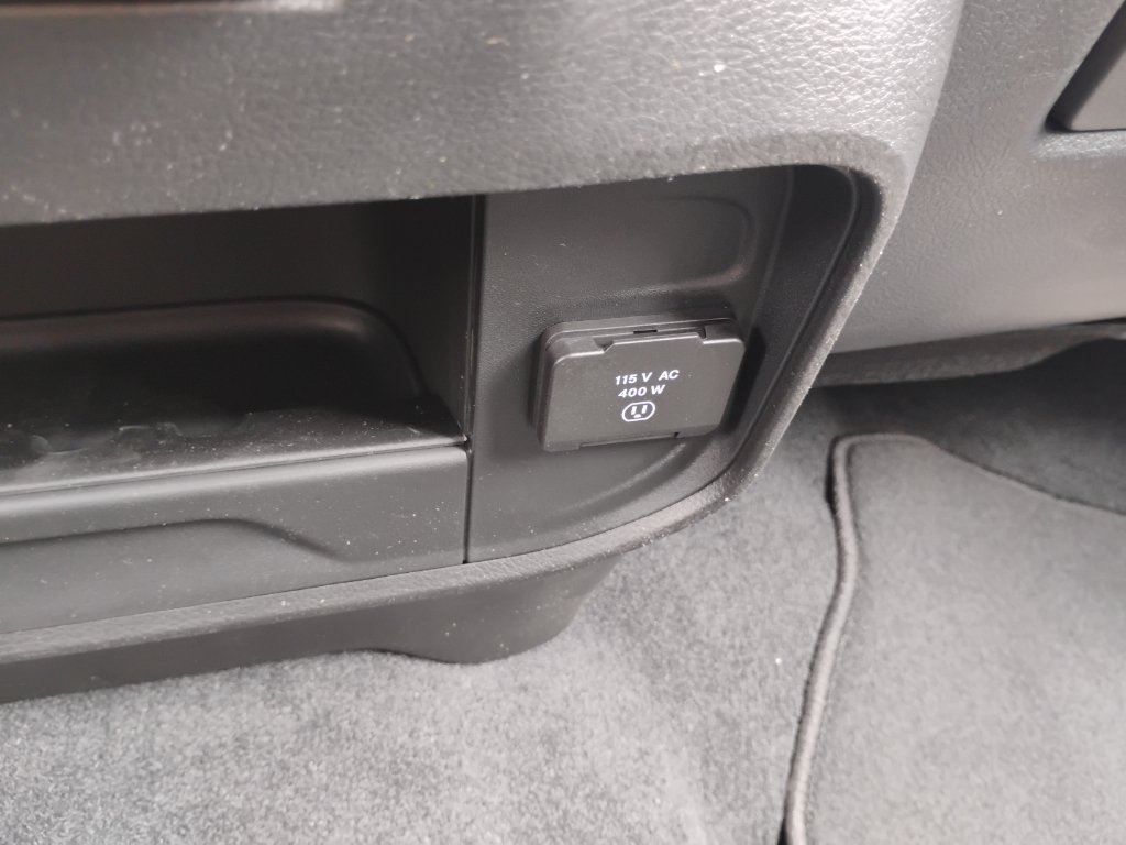 New 2026 RAM 2500 Tradesman AWD/4WD image 24
